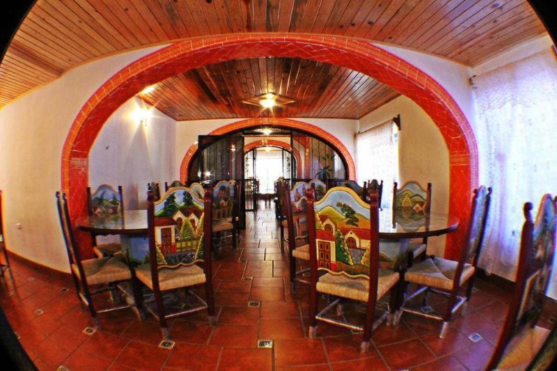 Plaza Mexicana Margarita'S Creel Exterior photo